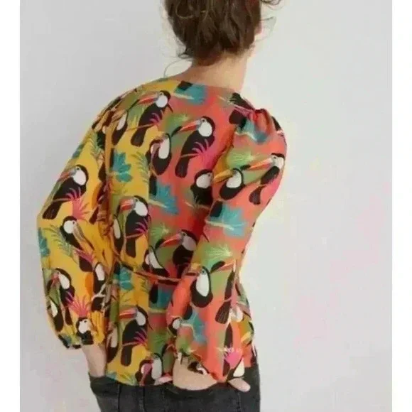 Farm Rio Anthropologie Rainforest Toucan Bird Wrap Shirt Blouse tassel beaded